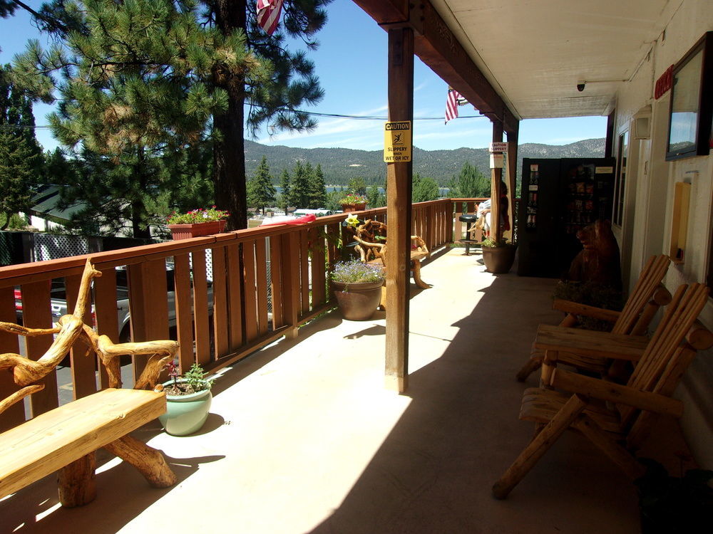 Honey Bear Lodge & Cabins Биг Бэар Лейк Экстерьер фото