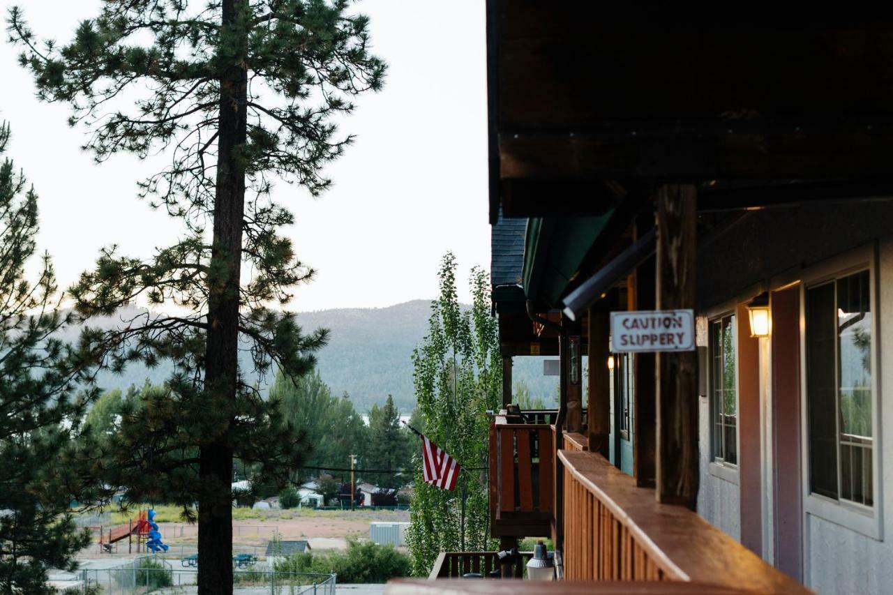 Honey Bear Lodge & Cabins Биг Бэар Лейк Номер фото